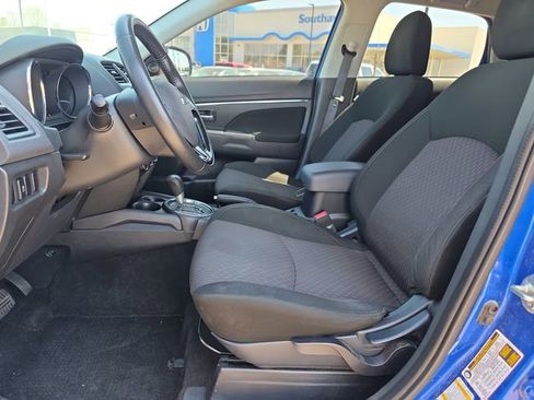 Used 2017 Mitsubishi Outlander Sport SE image 10