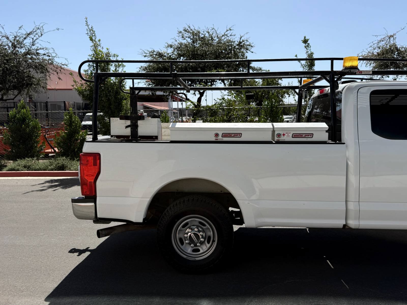 Used 2022 Ford F250 XL w/ Power Equipment Group RWD image 5