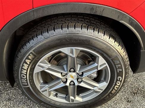 Used 2024 Chevrolet Blazer LT image 32