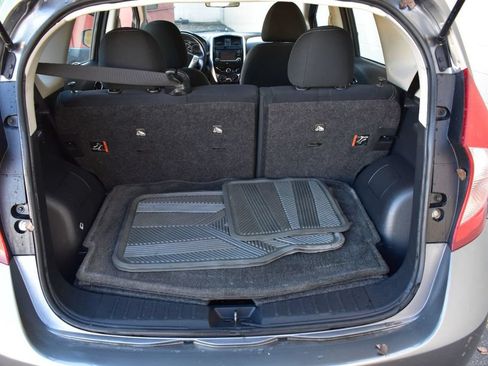 Used 2016 Nissan Versa Note SV FWD image 38