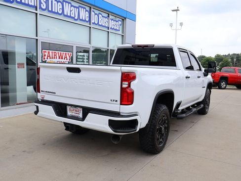 Certified 2022 Chevrolet Silverado 2500 LTZ w/ LTZ Plus Package AWD/4WD image 3