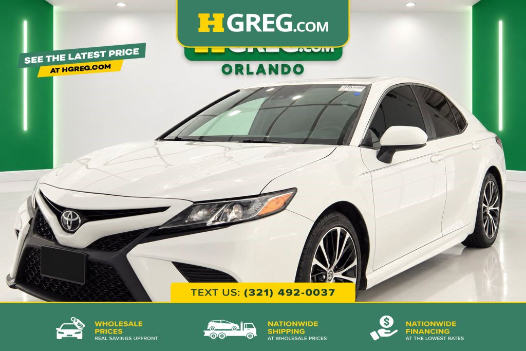 Used 2020 Toyota Camry SE FWD image 1