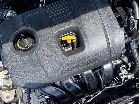 Used 2020 Kia Forte LXS FWD image 32