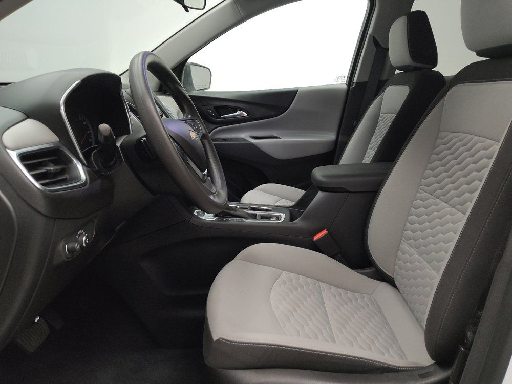 Used 2021 Chevrolet Equinox LS w/ LS Convenience Package AWD/4WD image 17