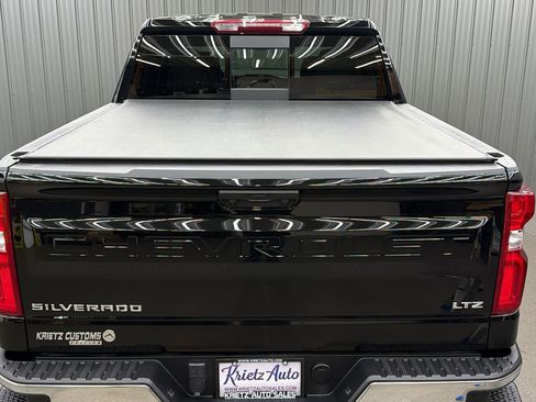 Used 2024 Chevrolet Silverado 1500 LTZ w/ LTZ Premium Package image 17