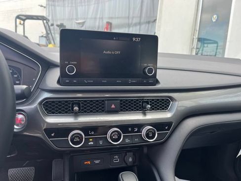 Used 2025 Acura Integra FWD image 15