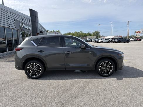 Used 2023 MAZDA CX-5 AWD 2.5 S w/ Premium Package image 2