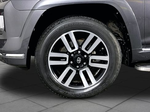 Used 2021 Toyota 4Runner Limited AWD/4WD image 11