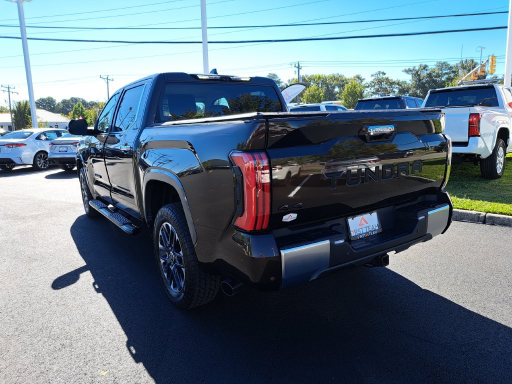 Used 2024 Toyota Tundra Limited AWD/4WD image 10