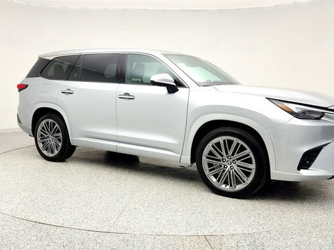 Used 2024 Lexus TX 550h AWD Plug-In Hybrid image 3