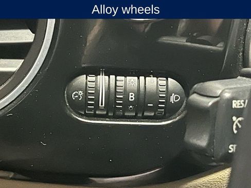 Used 2017 Volkswagen Beetle 1.8T SEL image 15