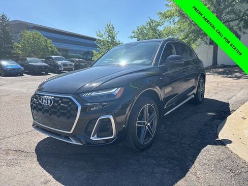 Used 2023 Audi Q5 e Prestige w/ Prestige Package AWD/4WD image 1