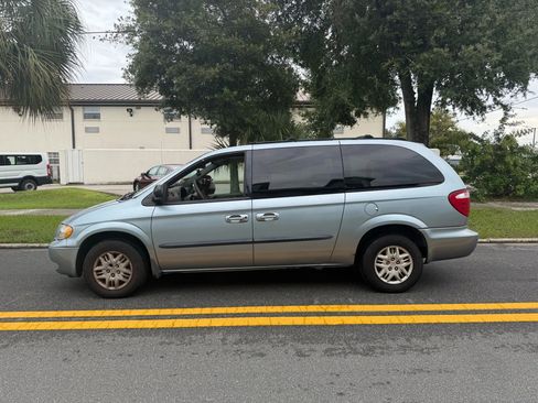Used 2003 Dodge Grand Caravan Sport image 5