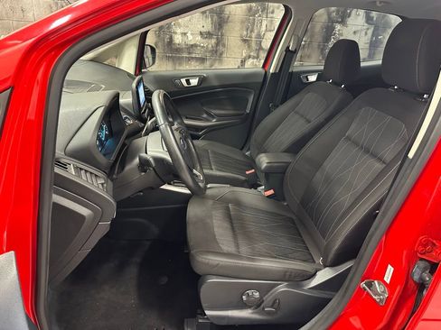 Used 2019 Ford EcoSport SE image 13