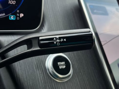 Used 2023 Mercedes-Benz EQE 500 4MATIC Sedan image 40