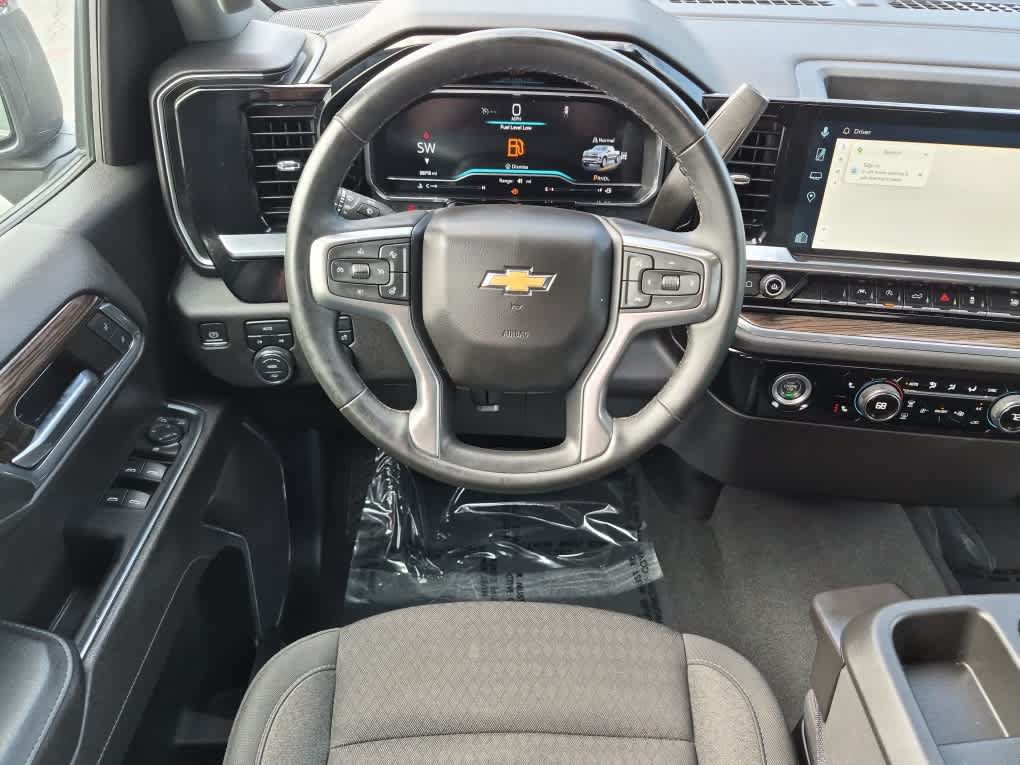 Used 2024 Chevrolet Silverado 1500 LT AWD/4WD image 9