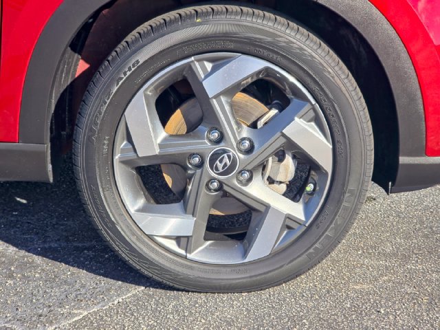 Certified 2024 Hyundai Venue SEL FWD image 22