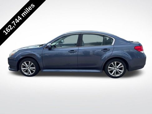 Used 2013 Subaru Legacy 2.5i Premium AWD/4WD image 2