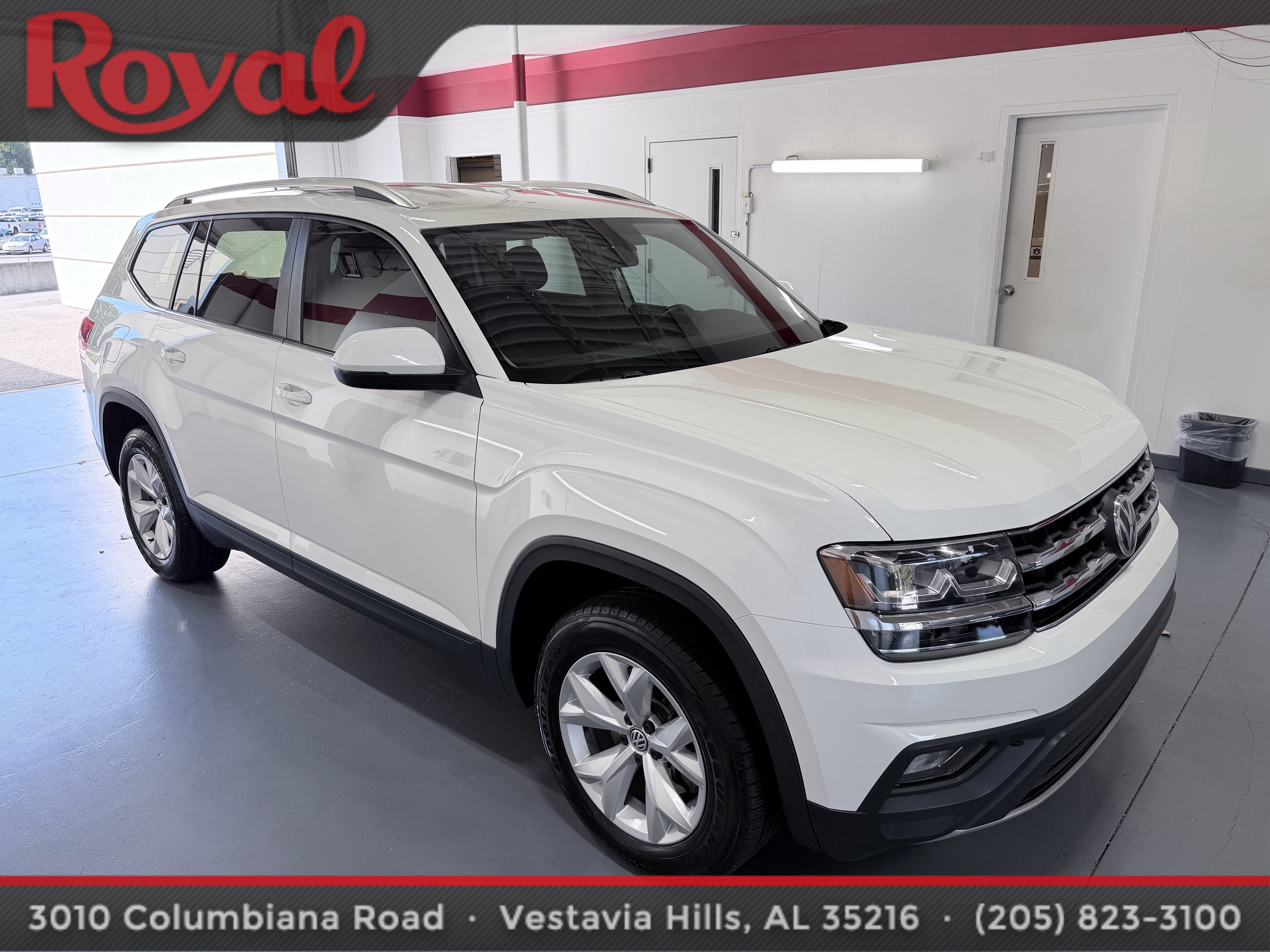 Used 2019 Volkswagen Atlas SE w/ Towing Package FWD image 3