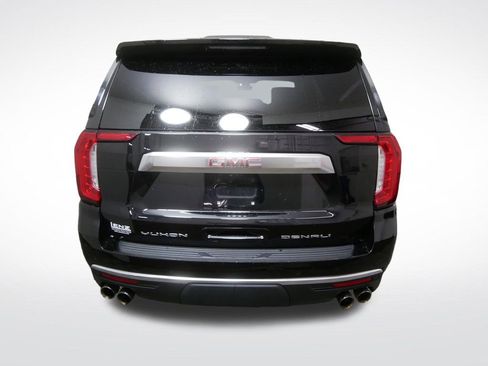 Used 2021 GMC Yukon Denali w/ Denali Premium Package AWD/4WD image 5