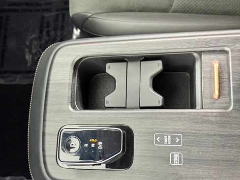 Certified 2024 Nissan Ariya AWD image 28