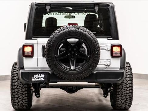 Used 2026 Jeep Wrangler Unlimited Sport AWD/4WD image 9