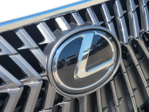 Used 2024 Lexus ES 350 w/ Technology Package FWD image 37