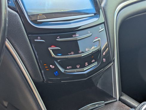 Used 2019 Cadillac XTS Luxury FWD image 27