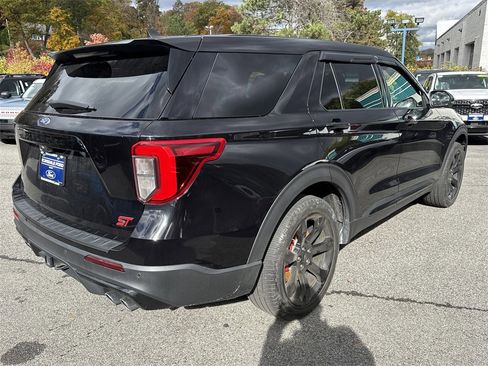Used 2022 Ford Explorer ST w/ Equipment Group 401A image 4