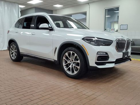 Used 2021 BMW X5 xDrive40i w/ Premium Package 2 image 6