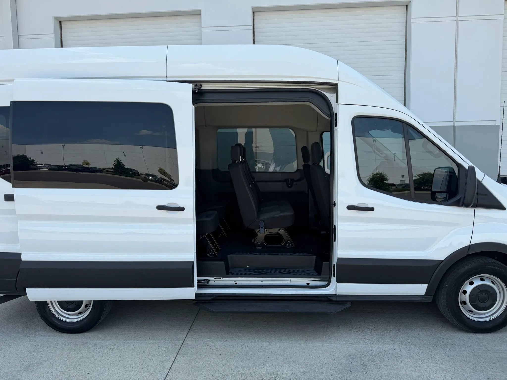 Used 2024 Ford Transit 350 XL RWD image 25