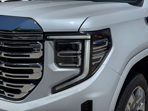 New 2026 GMC Sierra 1500 Denali w/ Denali Reserve Package AWD/4WD image 3