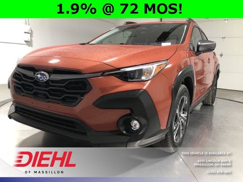 Used 2025 Subaru Crosstrek 2.0i Premium image 3