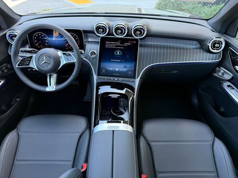 New 2026 Mercedes-Benz GLC 300 4MATIC image 12