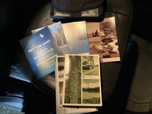 Used 2010 Ford Escape Limited image 30