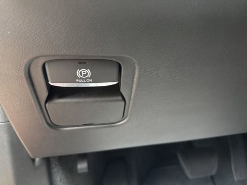 Used 2024 Jeep Wagoneer Launch Edition image 25