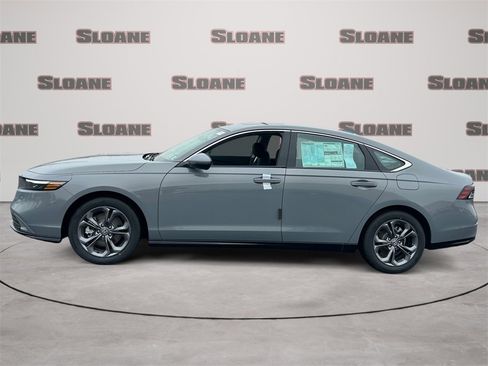 New 2025 Honda Accord EX-L image 2