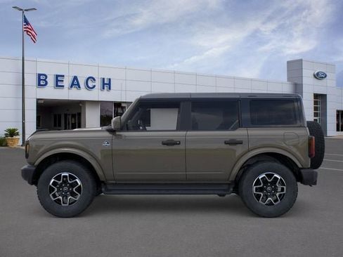 New 2026 Ford Bronco Outer Banks AWD/4WD image 3
