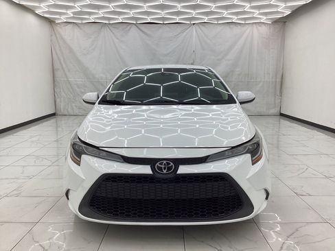 Used 2020 Toyota Corolla LE w/ Carpet Mat Package (TMS) FWD image 5