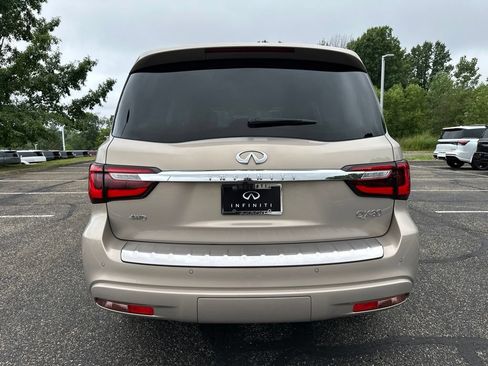 Used 2022 INFINITI QX80 Sensory w/ All-Season Package AWD/4WD image 13