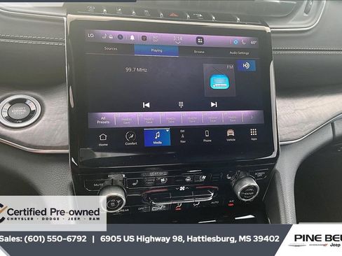 Used 2023 Jeep Grand Cherokee Overland image 22