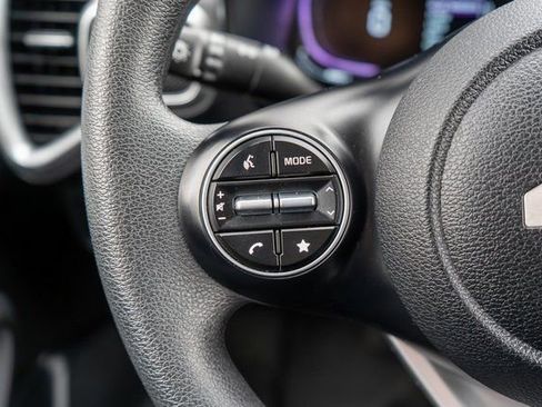 Used 2024 Kia Soul LX w/ Option Group 015 FWD image 23