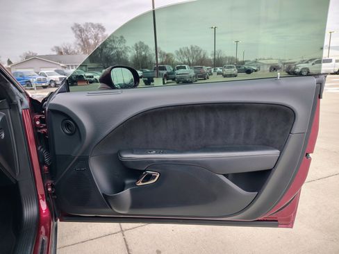 Used 2019 Dodge Challenger SRT Hellcat image 13