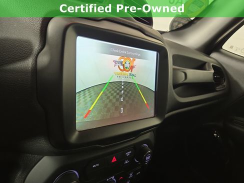 Certified 2022 Jeep Renegade Altitude w/ Convenience Group AWD/4WD image 22