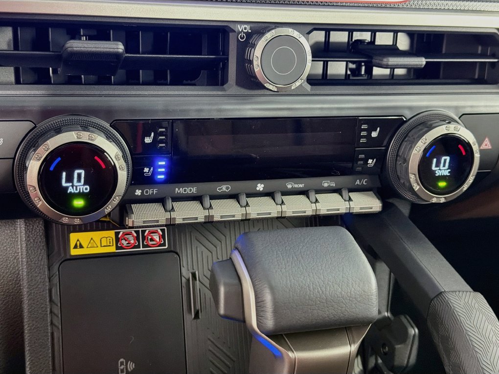 New 2026 Toyota 4Runner Limited AWD/4WD image 19