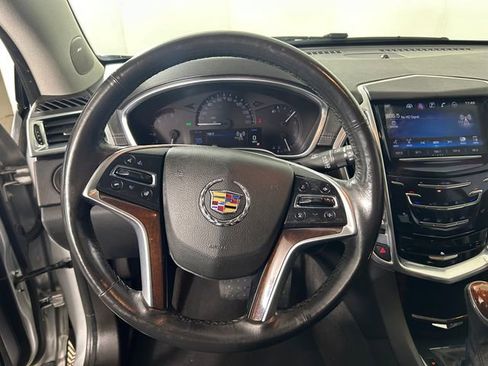 Used 2013 Cadillac SRX Luxury image 15