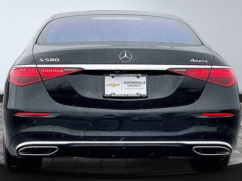Used 2021 Mercedes-Benz S 580 4MATIC Sedan image 4
