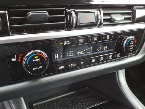 Certified 2023 Nissan Pathfinder SL w/ Lighting Package (N92) AWD/4WD image 21