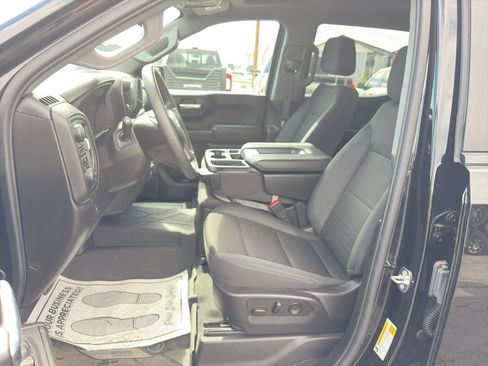 Used 2024 Chevrolet Silverado 1500 Custom AWD/4WD image 17
