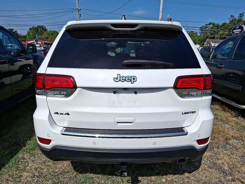 Used 2022 Jeep Grand Cherokee Limited image 11